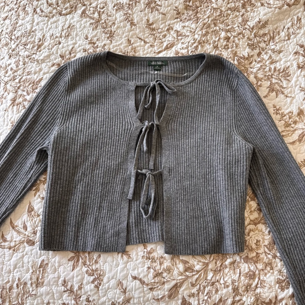 Gray Ribbed Knit Top
